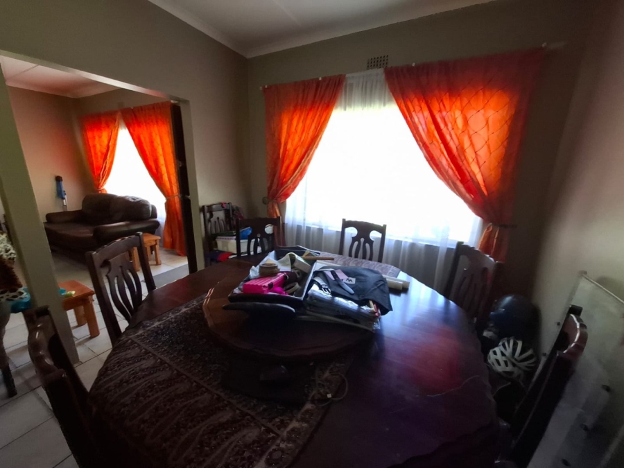 3 Bedroom Property for Sale in Geelhoutpark North West